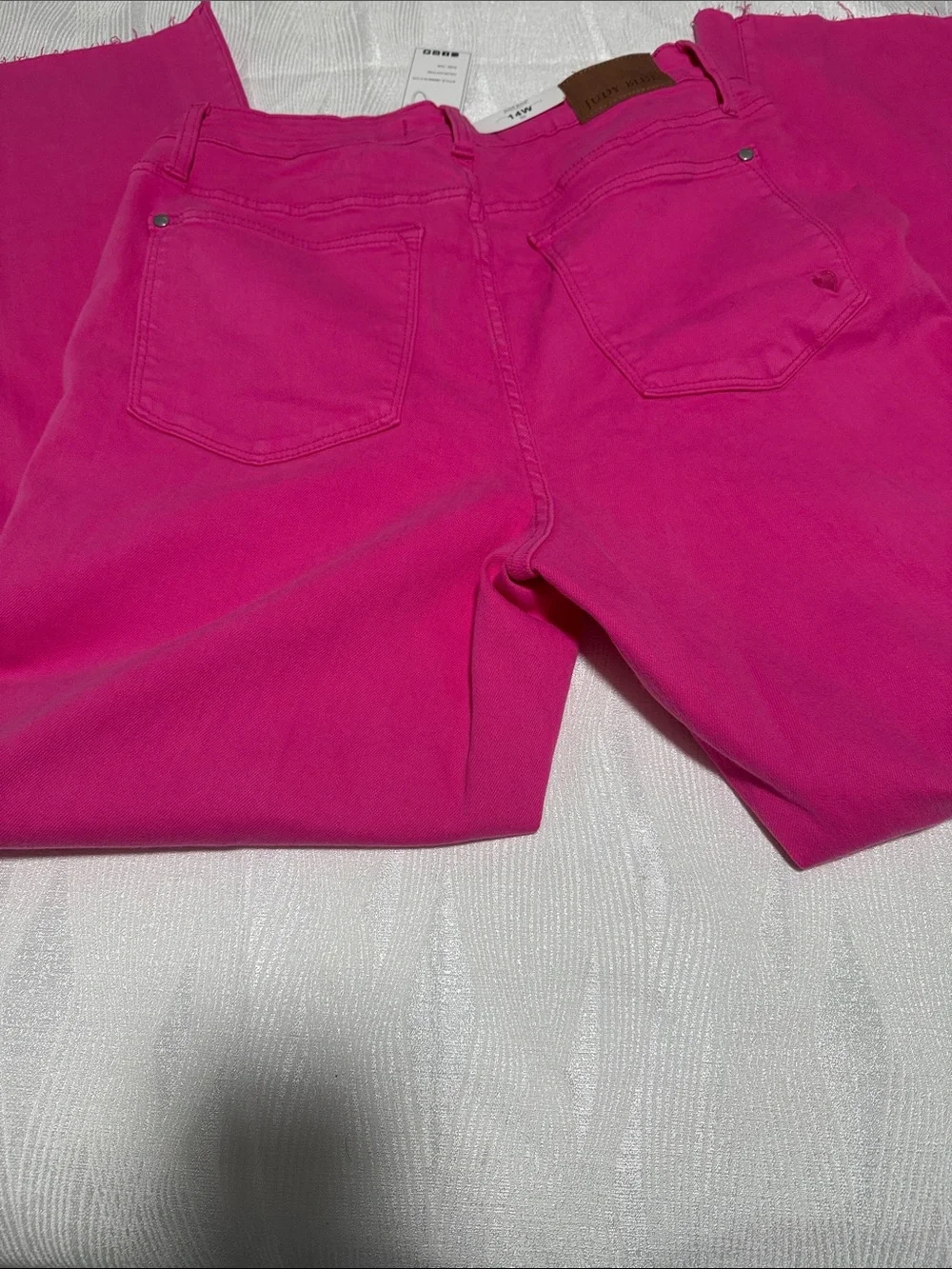 Judy Blue High-Rise Wide Leg Jeans in Fuchsia
